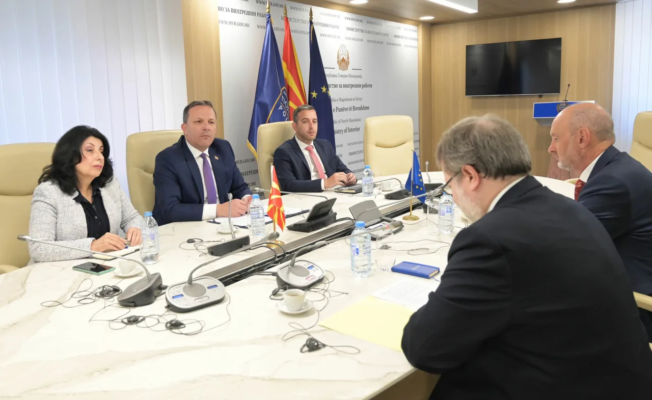 Средба на министерот Спасовски со амбасадорите Гарсија и Гир: РС Македонија да биде домаќин на годинешниот Министерски форум ЕУ – Западен Балкан